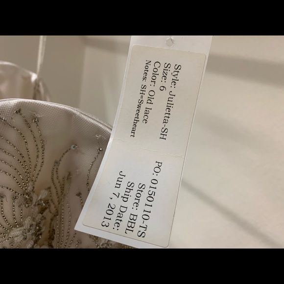 Rivini wedding dress size 6 NWT - Picture 5 of 7